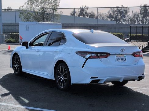 Used 2023 Toyota Camry SE image 41