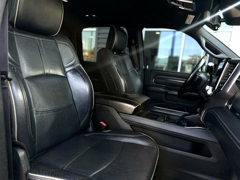 Used 2022 RAM 2500 Limited image 14