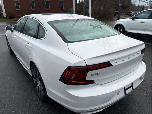 Used 2025 Volvo S90 B6 Ultra w/ Protection Package Premier image 3