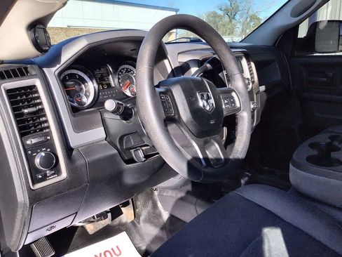 Used 2018 RAM 2500 Tradesman w/ Chrome Appearance Group image 10