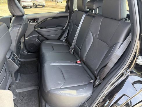 Used 2025 Subaru Forester Limited w/ Popular Package #2 AWD/4WD image 20