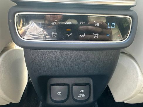 Certified 2026 Genesis GV80 3.5T Prestige AWD/4WD image 28