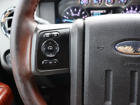 Used 2012 Ford F250 King Ranch w/ King Ranch w/Chrome Pkg image 6
