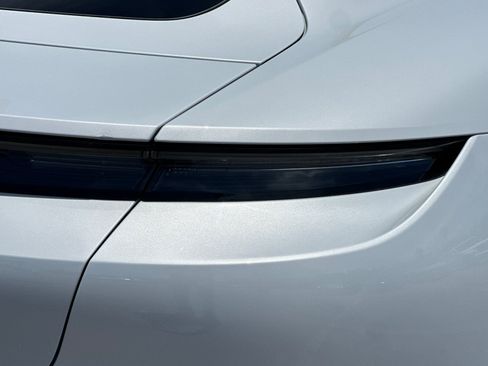 Certified 2022 Porsche Taycan 4S AWD/4WD image 27