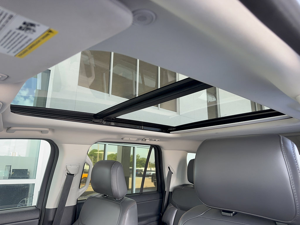 Certified 2025 Ford Expedition Active RWD image 31