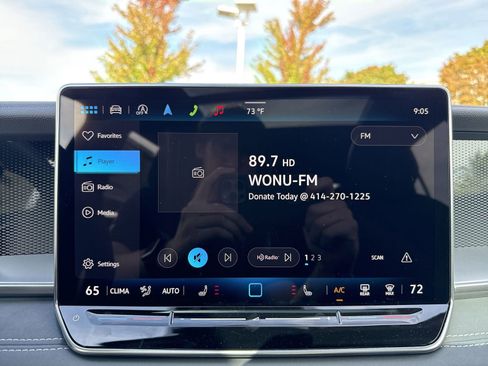 New 2025 Volkswagen Tiguan SE R-Line image 18