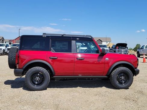 New 2026 Ford Bronco Big Bend w/ Black Diamond Package AWD/4WD image 2