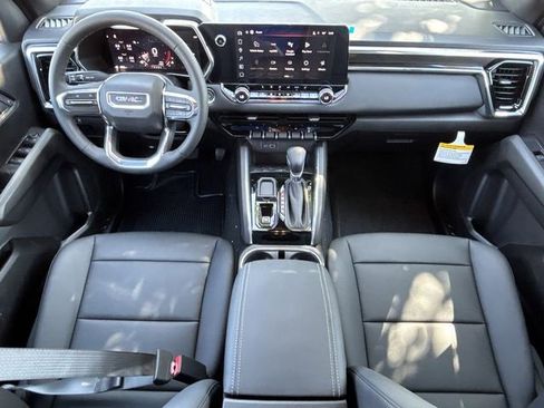 New 2026 GMC Canyon Elevation w/ Convenience Package image 20