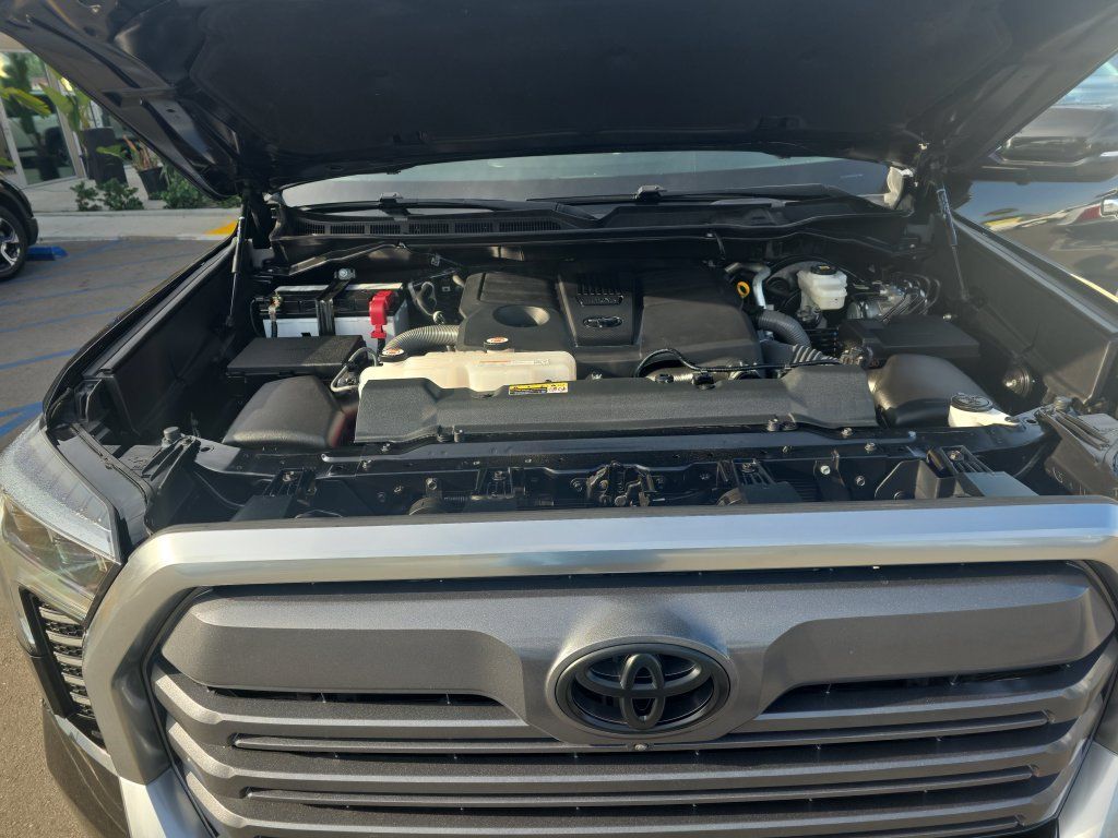 Used 2023 Toyota Tundra Limited AWD/4WD image 19