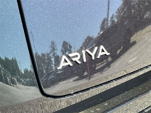 New 2025 Nissan Ariya FWD image 28
