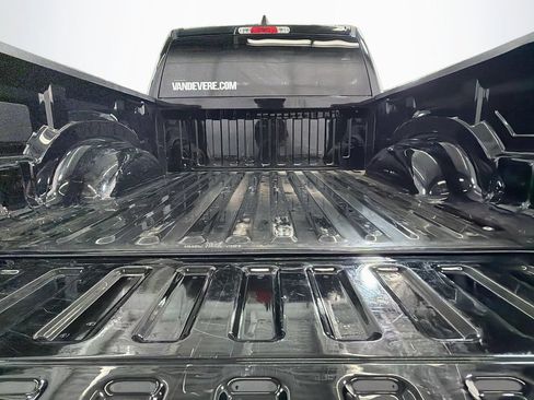 Used 2025 RAM 1500 Big Horn AWD/4WD image 25