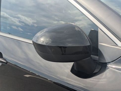 Used 2024 Nissan Rogue SV w/ SV Premium Package image 10