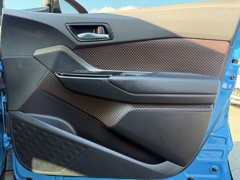 Used 2019 Toyota C-HR Limited image 30