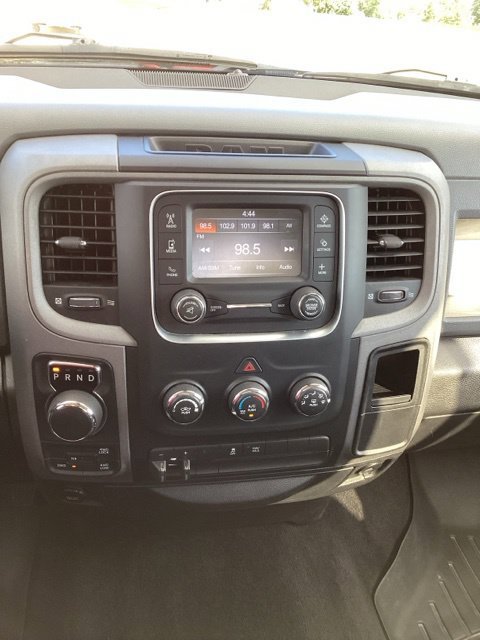 Used 2017 RAM 1500 Express AWD/4WD image 13
