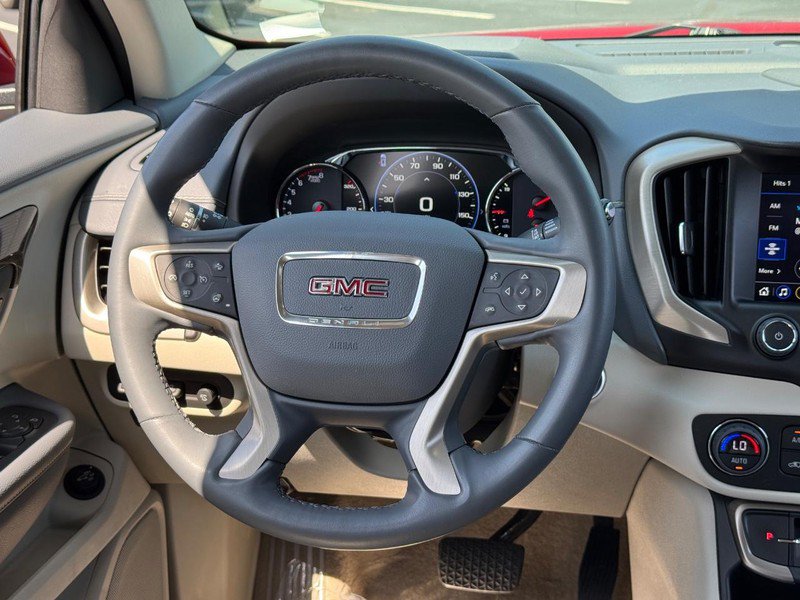 Used 2023 GMC Terrain Denali w/ Denali Premium Package AWD/4WD image 12