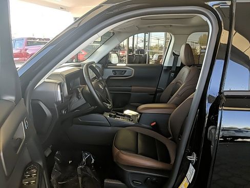 Used 2025 Ford Bronco Sport Outer Banks w/ Outer Banks Tech Package+ AWD/4WD image 13