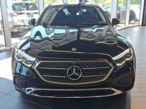 Used 2026 Mercedes-Benz E 450 4MATIC All-Terrain Wagon image 2