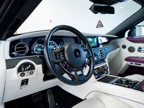 Used 2022 Rolls-Royce Ghost w/ Ghost Package AWD/4WD image 22