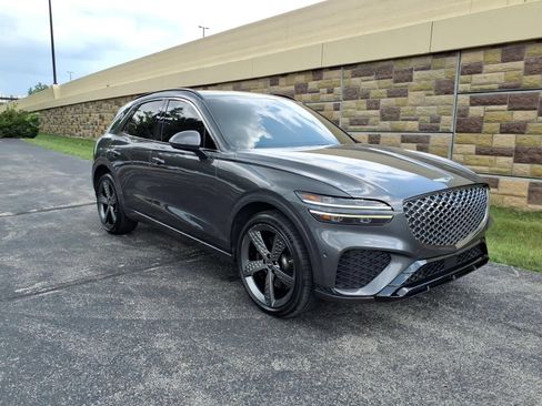 Used 2023 Genesis GV70 3.5T Sport w/ Sport Prestige Package AWD/4WD image 2