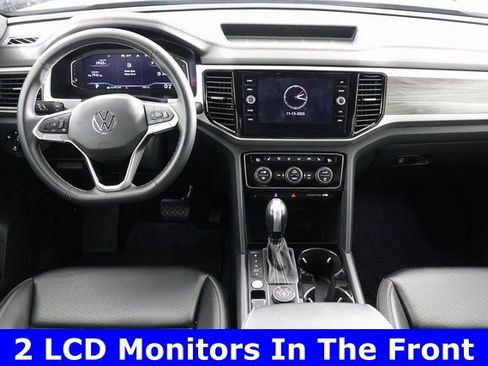 Used 2022 Volkswagen Atlas Cross Sport SE image 2