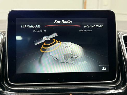 Used 2016 Mercedes-Benz GLE 350 4MATIC w/ Premium Package image 33