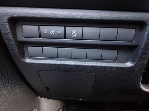 New 2026 Mitsubishi Outlander ES image 20