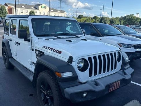 Used 2019 Jeep Wrangler Unlimited Sport AWD/4WD image 10