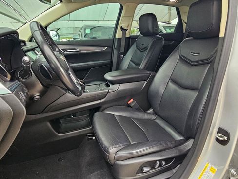 Used 2019 Cadillac XT5 Luxury FWD image 24