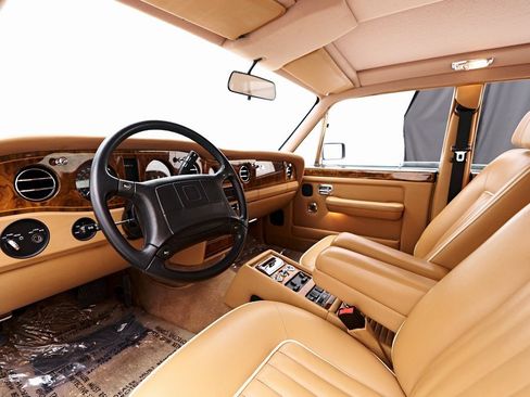Used 1990 Rolls-Royce Silver Spur II image 2