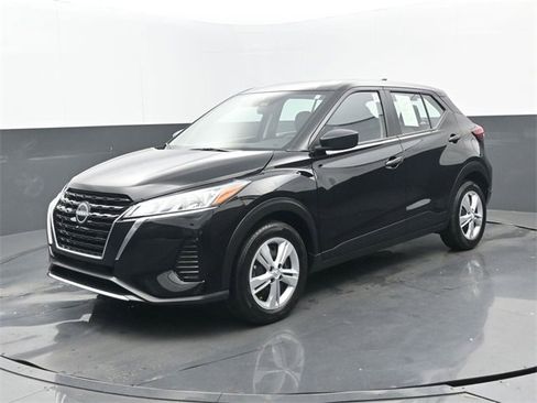 Used 2024 Nissan Kicks S image 21