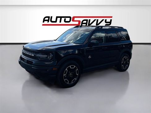 Used 2023 Ford Bronco Sport Outer Banks w/ Tech Package image 3