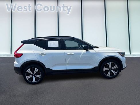 Certified 2023 Volvo XC40 Recharge Plus AWD/4WD image 2