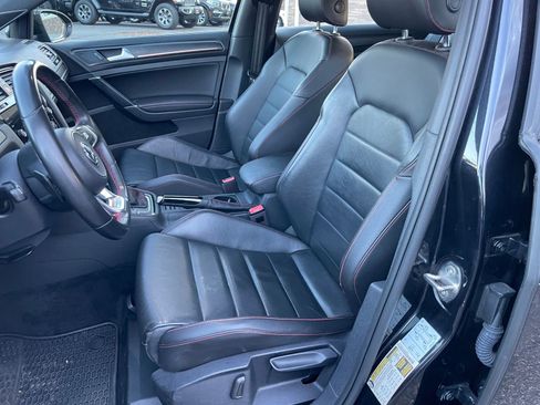 Used 2019 Volkswagen GTI SE w/ SE Experience Package image 22