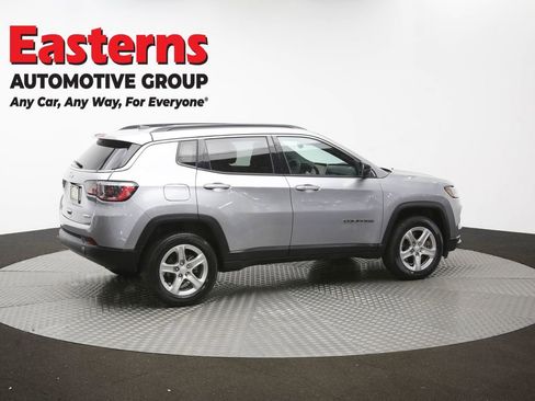 Used 2024 Jeep Compass Latitude AWD/4WD image 39