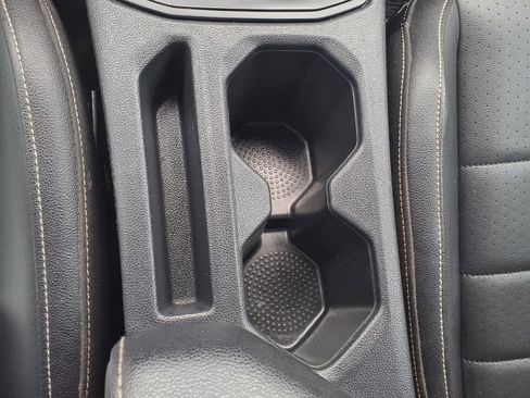 Used 2024 Volkswagen Jetta SE FWD image 18