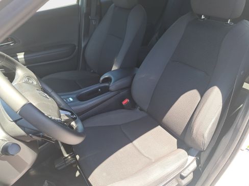Used 2019 Honda HR-V Sport image 14