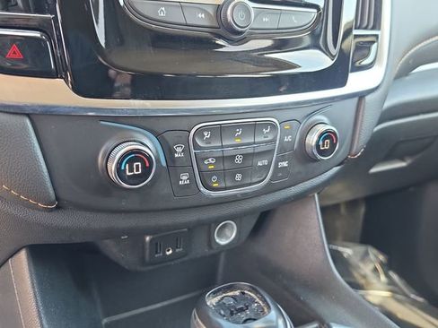 Used 2020 Chevrolet Traverse LS FWD image 26