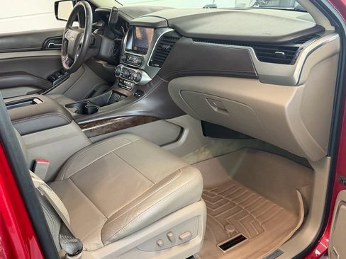 Used 2015 Chevrolet Tahoe LT w/ Luxury Package RWD image 15