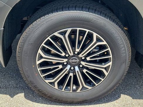 New 2026 Nissan Armada Platinum RWD image 3