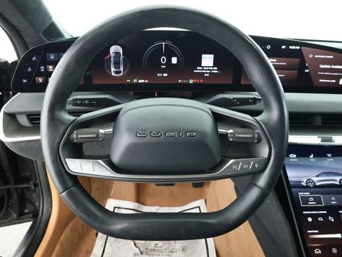 Used 2023 Lucid Air Touring image 10