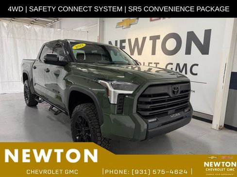 Used 2022 Toyota Tundra SR5 w/ SR5 Convenience Package AWD/4WD image 1