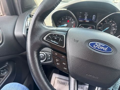 Used 2018 Ford Escape SEL FWD image 31
