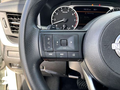 Used 2023 Nissan Rogue S FWD image 21