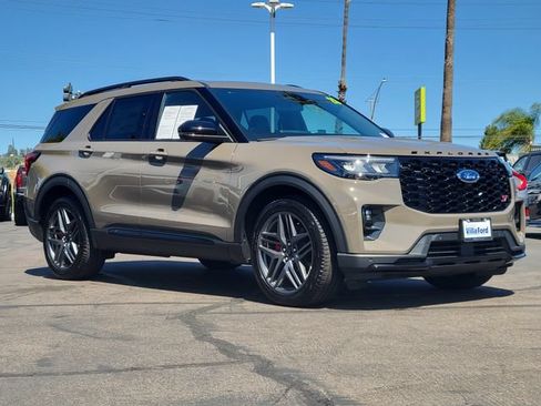 Used 2026 Ford Explorer ST w/ Sun And Sound Package AWD/4WD image 32