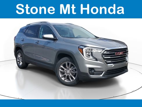 Used 2024 GMC Terrain SLT image 1