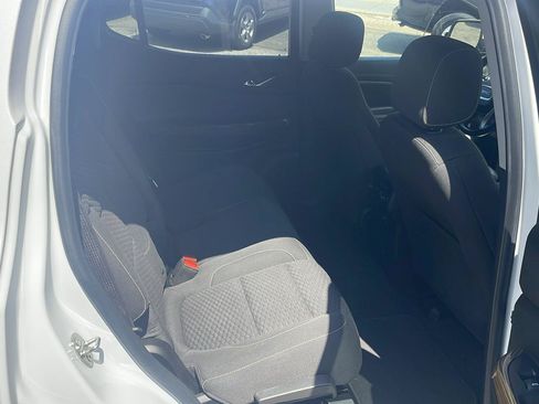 Used 2019 GMC Acadia SLE AWD/4WD image 23
