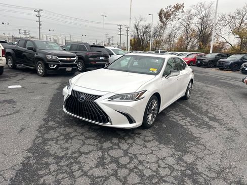 Used 2022 Lexus ES 300h 300h Luxury image 22