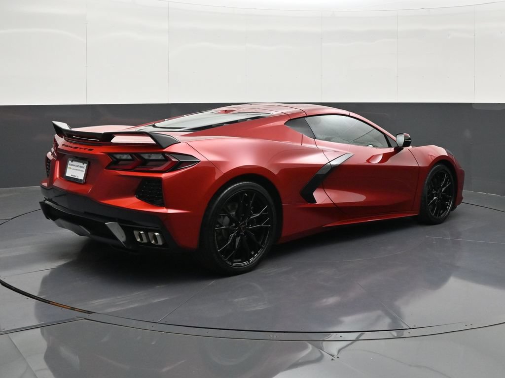 Used 2024 Chevrolet Corvette Stingray Coupe RWD image 5