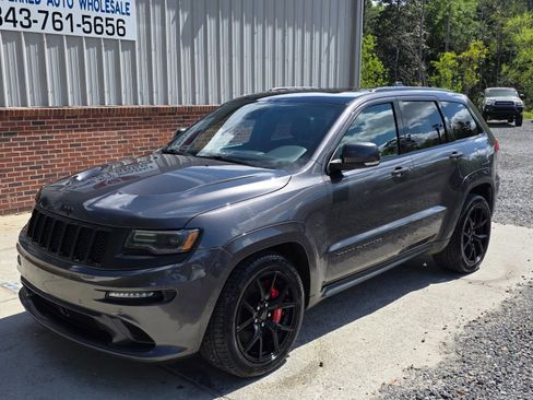 Used 2016 Jeep Grand Cherokee SRT image 1