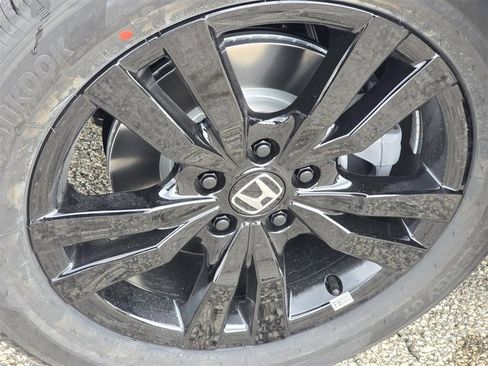 New 2026 Honda HR-V Sport image 11